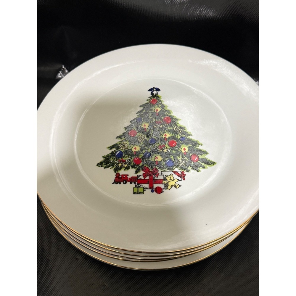 SEA GULL FINE CHINA Vintage Christmas Tree 6 Dinner Plates and 4Dessert gold rim